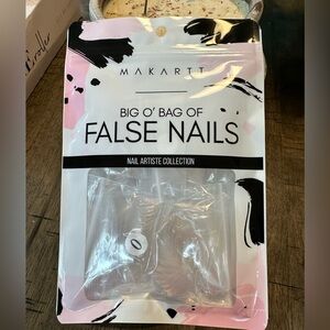 Big Bag of False Nails Press-On 💅